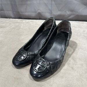 Tory Burch Black Quilted Leather Logo Cap-Toe Heels